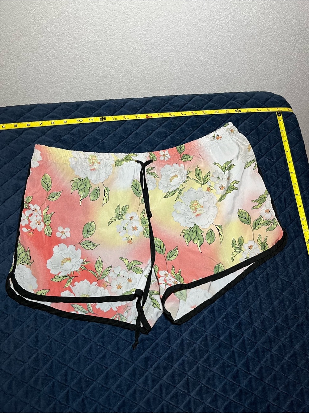 Cotton On Floral Gradient Athletic Shorts - Coral, Yellow & White